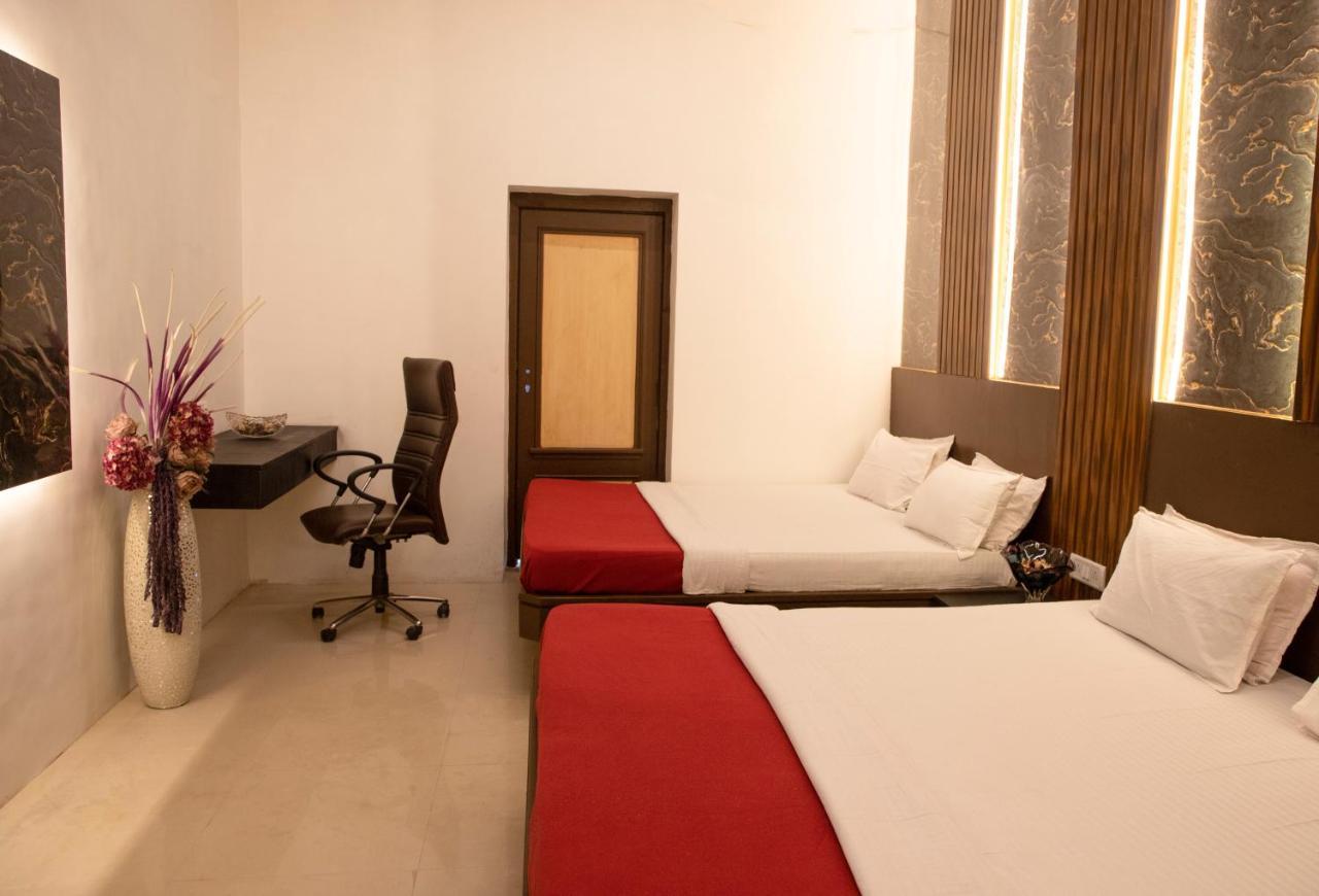 Empire Royale Hotel Bombay Eksteriør billede