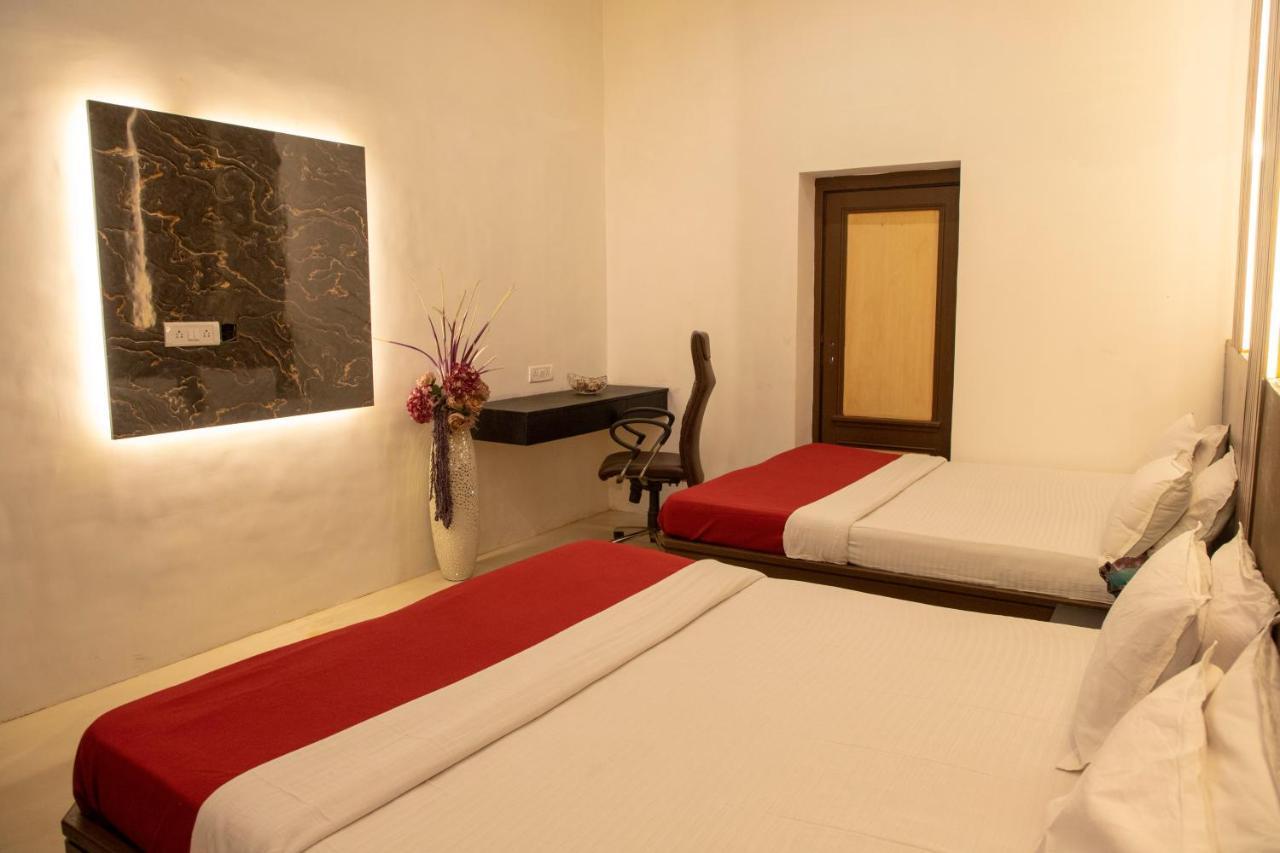 Empire Royale Hotel Bombay Eksteriør billede